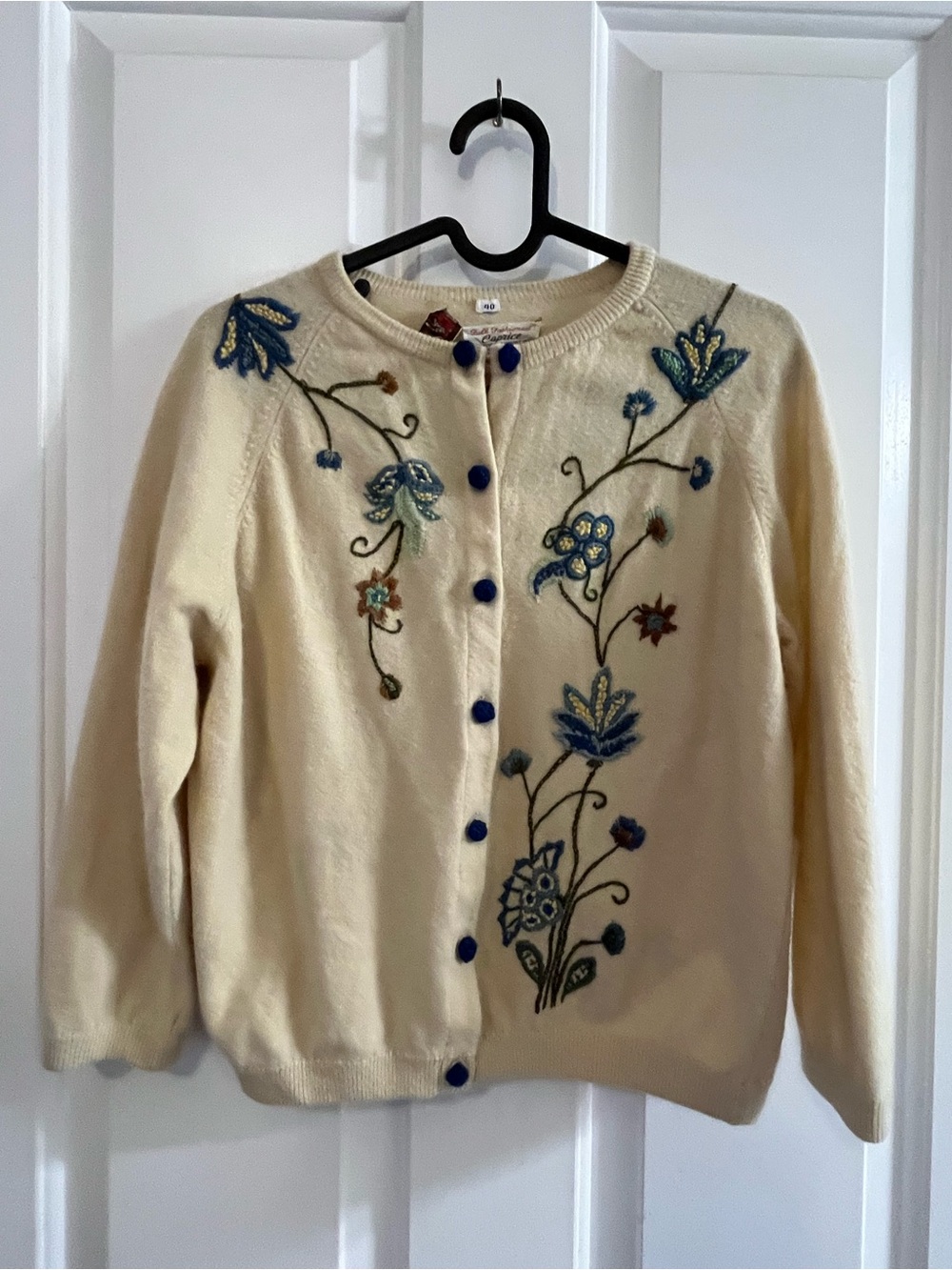 Vintage Cream Colored Embroidered Cardigan - Picture 12 of 15